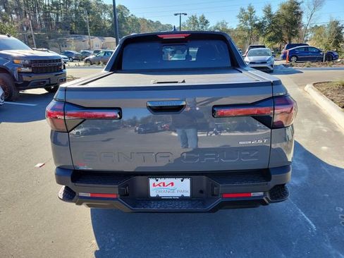 Used 2023 Hyundai Santa Cruz Night image 9