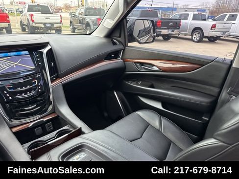 Used 2015 Cadillac Escalade Premium image 66