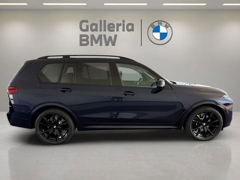 Used 2026 BMW X7 xDrive40i w/ M Sport Package image 9