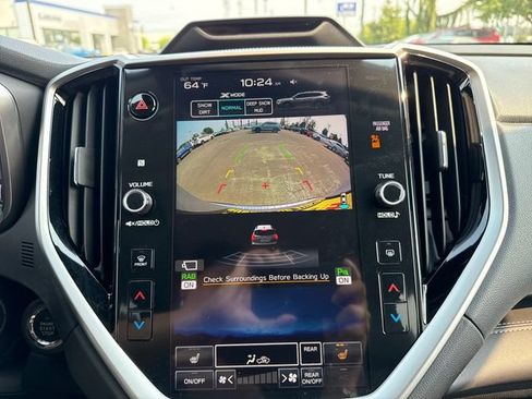 Used 2024 Subaru Ascent Limited w/ Technology Package AWD/4WD image 25