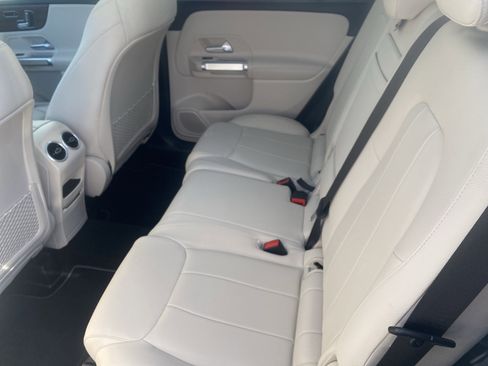 Certified 2023 Mercedes-Benz GLB 250 4MATIC image 25