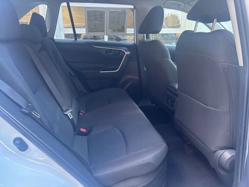 Used 2025 Toyota RAV4 LE image 38