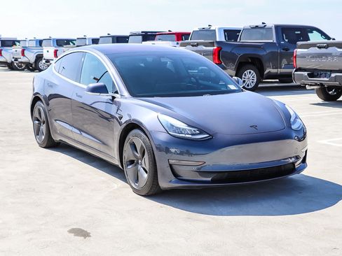 Used 2018 Tesla Model 3 Long Range AWD/4WD image 3