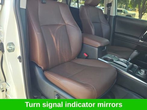 Used 2023 Toyota 4Runner Limited AWD/4WD image 17