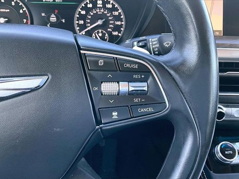 Used 2020 Genesis G90 3.3T Premium image 12