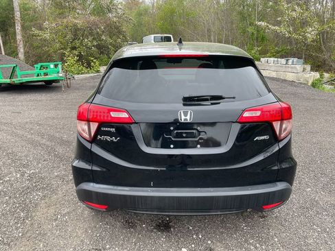 Used 2017 Honda HR-V EX image 6