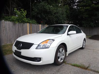 Used 2008 Nissan Altima 2.5 S w/ Emergency Aid Pkg