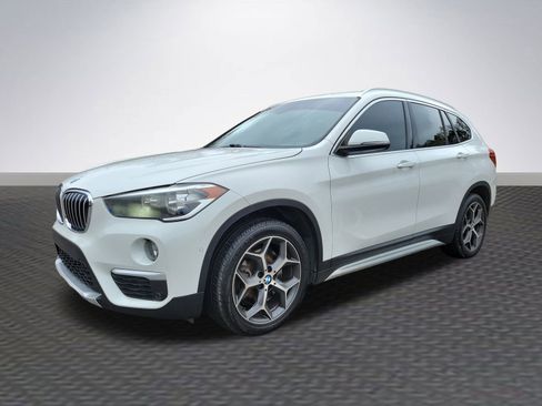 Used 2018 BMW X1 xDrive28i image 3