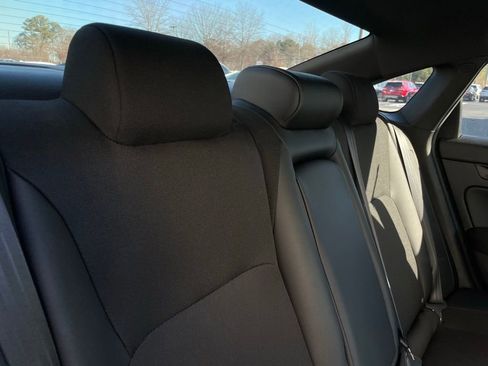 Certified 2025 Honda Civic Sport image 30