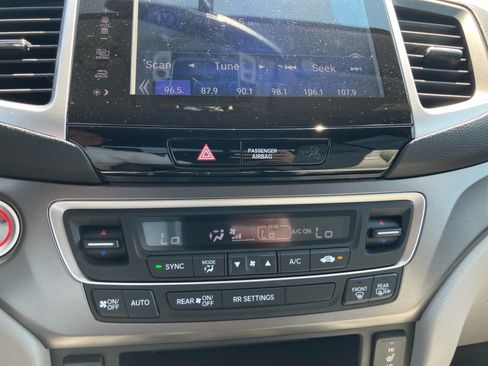 Used 2019 Honda Ridgeline RTL-T image 21