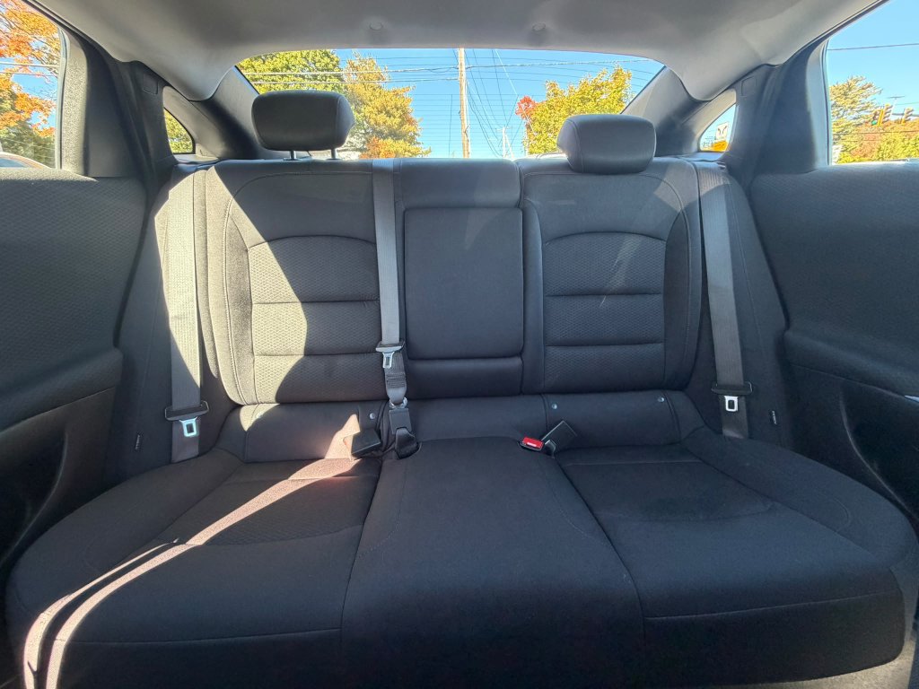 Used 2024 Chevrolet Malibu LT FWD image 18