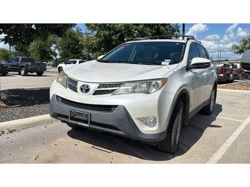 Used 2014 Toyota RAV4 Limited w/ Technology Package FWD image 18