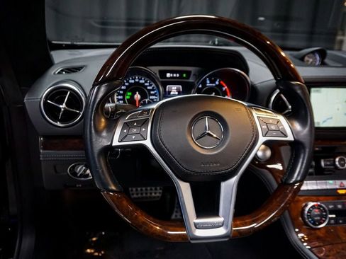 Used 2014 Mercedes-Benz SL 63 AMG image 14