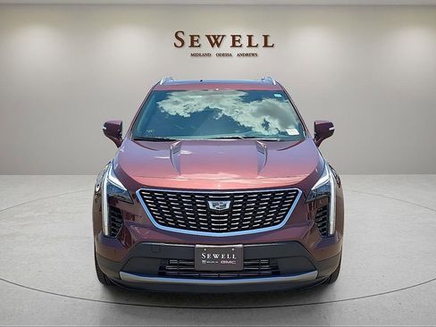 Certified 2022 Cadillac XT4 Premium Luxury w/ LPO, Radiant Package AWD/4WD image 8