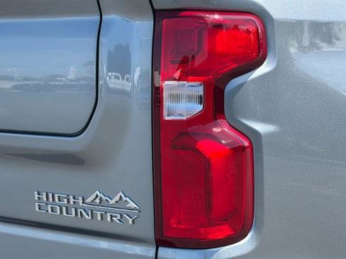 New 2026 Chevrolet Silverado 1500 High Country w/ Technology Package AWD/4WD image 33