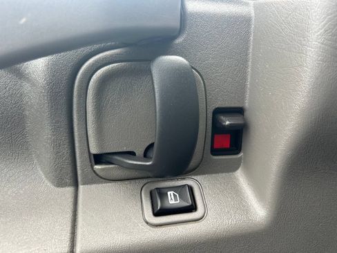 Used 2024 Chevrolet Express 2500 w/ Driver Convenience Package RWD image 17