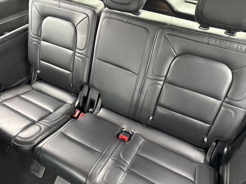 Used 2019 Lincoln Navigator Select w/ Cargo Package RWD image 28