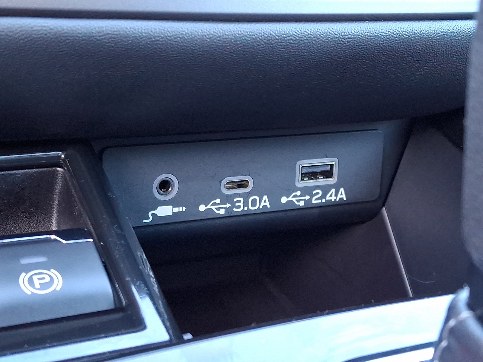 Certified 2024 Subaru Outback Limited AWD/4WD image 26