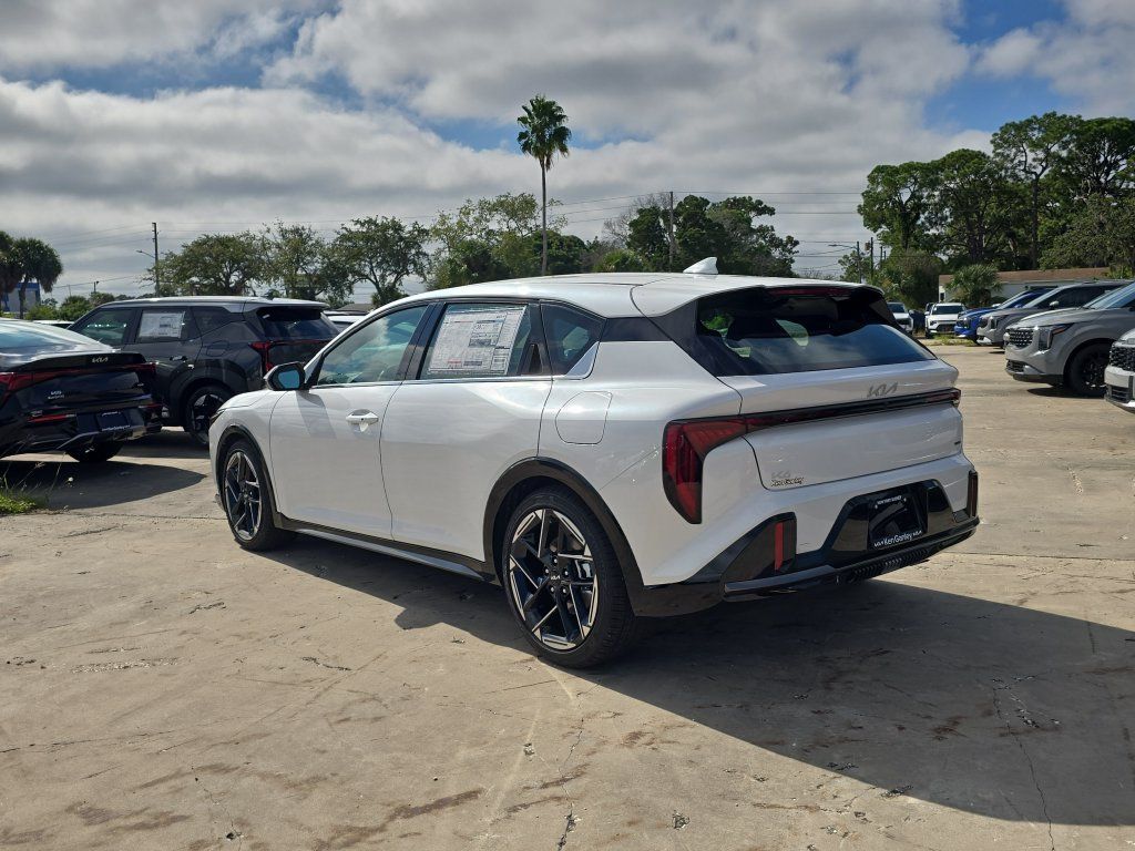 New 2026 Kia K4 GT-Line FWD image 6