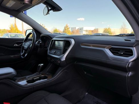 Used 2019 GMC Acadia SLE FWD image 31