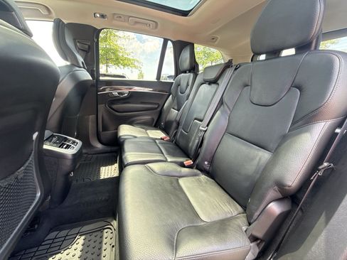 Used 2019 Volvo XC90 T6 Momentum w/ Advanced Package AWD/4WD image 24