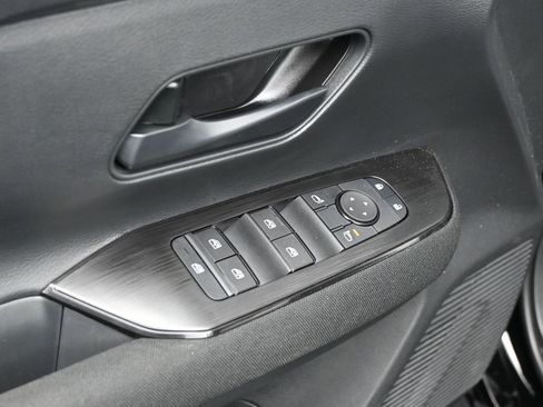 New 2026 Nissan Kicks S image 15