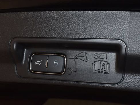 Used 2026 Ford Explorer Platinum AWD/4WD image 15