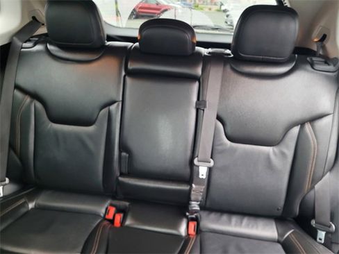 Used 2021 Jeep Compass Limited image 10