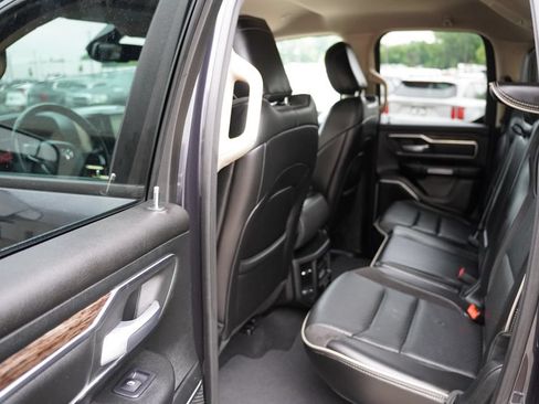 Certified 2019 RAM 1500 Laramie w/ Trailer Tow Group AWD/4WD image 17