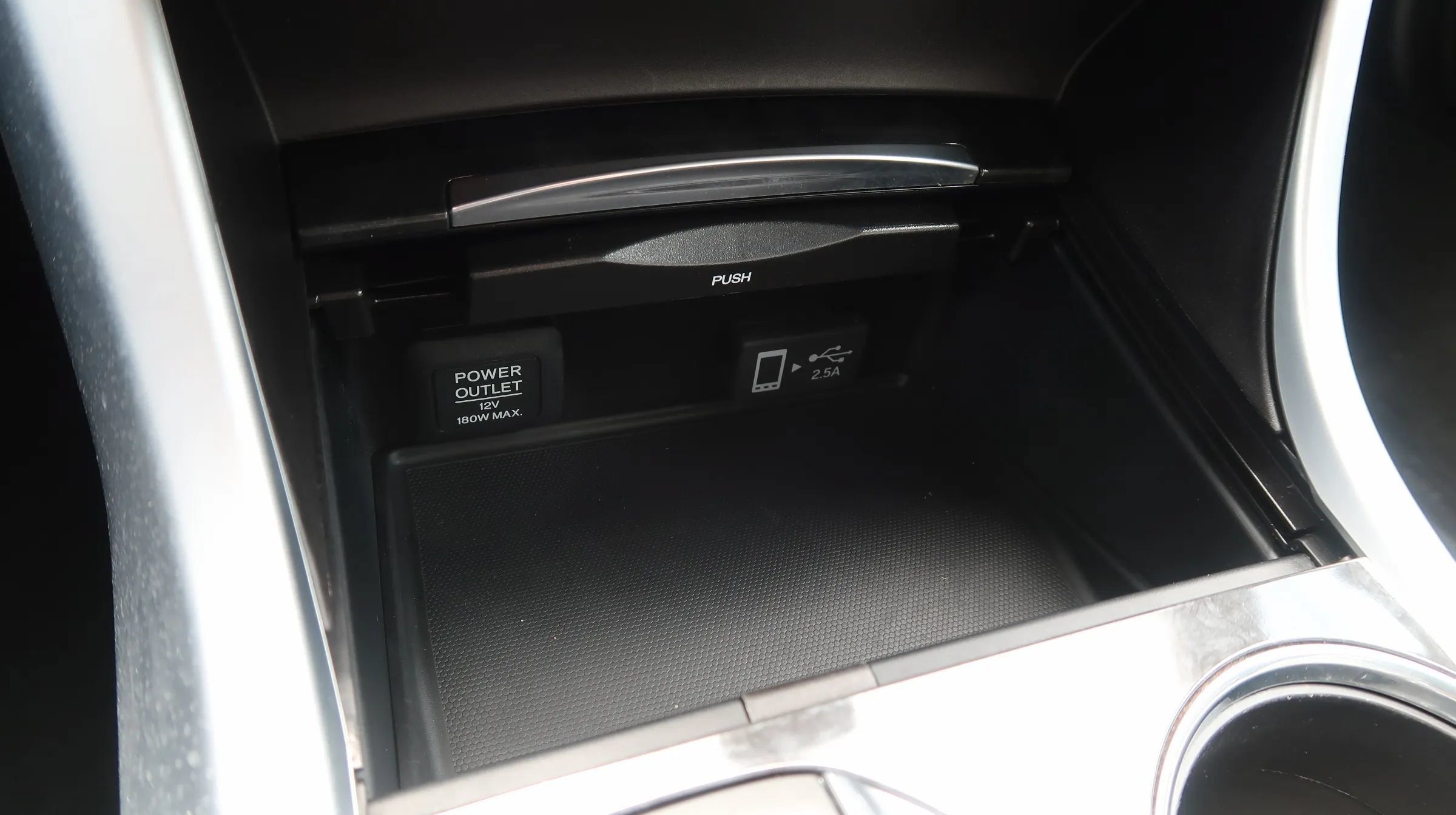 Used 2018 Acura TLX w/ Technology Package FWD image 32