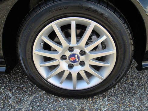 Used 2008 Saab 9-3 2.0T w/ Moonroof Package FWD image 24