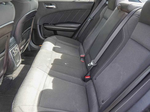 Used 2019 Dodge Charger SXT image 28