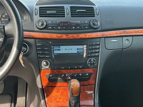 Used 2003 Mercedes-Benz E 500 Sedan image 23