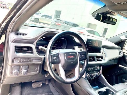 Used 2023 GMC Yukon XL SLT RWD image 12