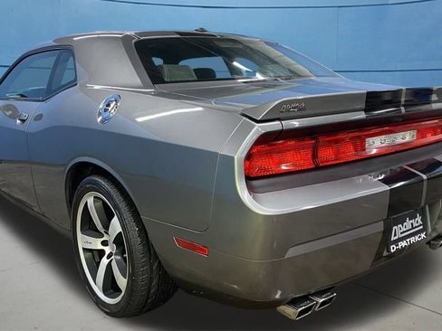 Used 2012 Dodge Challenger SRT8 image 7