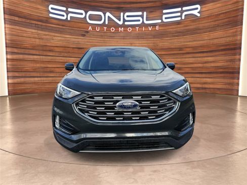 Used 2022 Ford Edge SEL w/ Convenience Package image 9