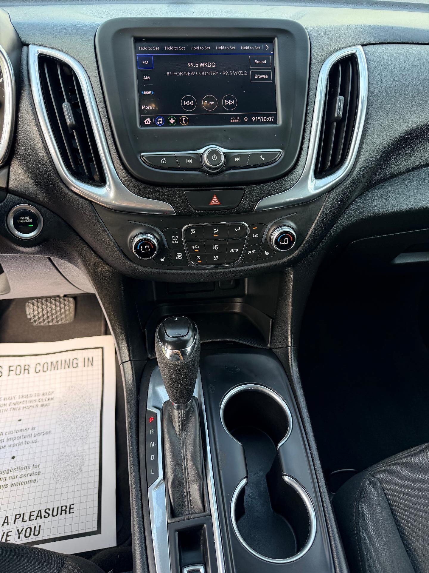 Used 2020 Chevrolet Equinox LT FWD image 16
