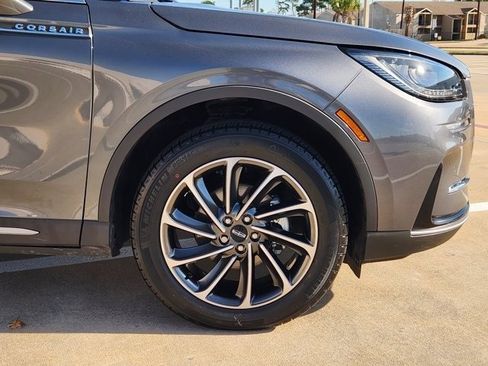 Used 2023 Lincoln Corsair FWD w/ Equipment Group 101A image 8