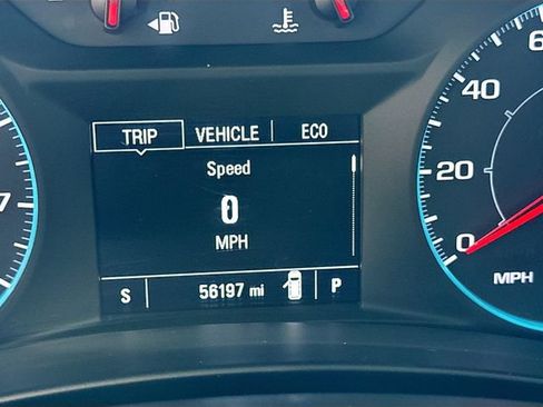 Used 2021 Chevrolet Equinox LS FWD image 13