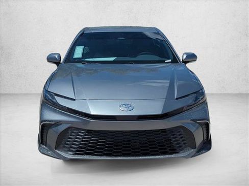 Used 2026 Toyota Camry SE FWD image 2