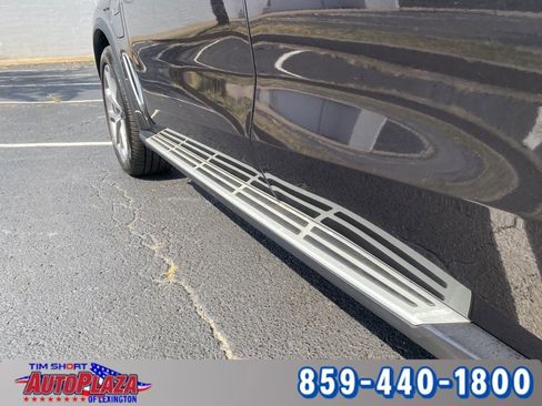 Used 2023 BMW X5 xDrive45e w/ Climate Comfort Package image 23