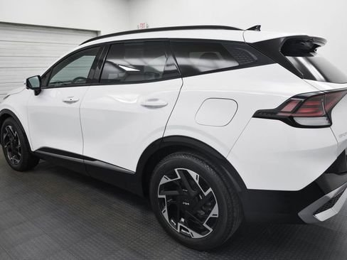 Used 2023 Kia Sportage SX image 5