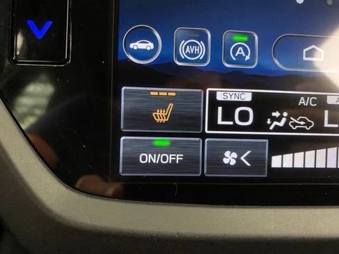 Used 2026 Subaru Forester Premium AWD/4WD image 18
