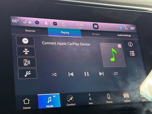 Used 2024 Jeep Wagoneer Series II w/ Flexible Seating Group image 18