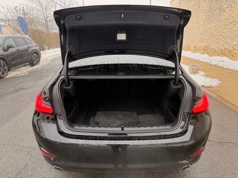 Used 2021 BMW 330i xDrive Sedan w/ Convenience Package image 12