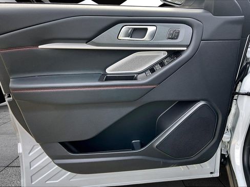 New 2026 Ford Explorer ST w/ Sun And Sound Package image 22