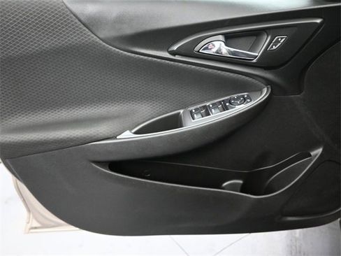 Used 2023 Chevrolet Malibu LT image 20