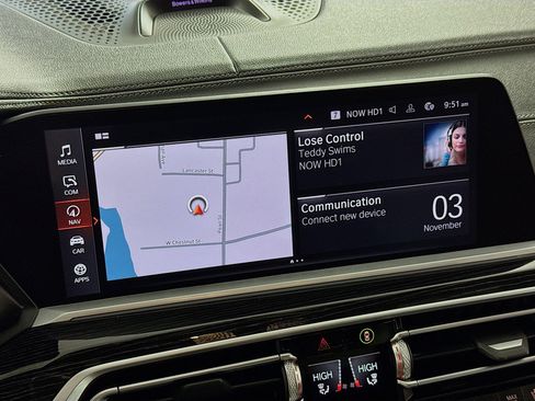 Used 2020 BMW X7 M50i w/ Dynamic Handling Package image 18