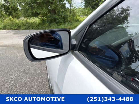 Used 2023 Dodge Charger SXT RWD image 10