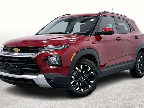 Used 2021 Chevrolet TrailBlazer LT w/ Convenience Package image 14